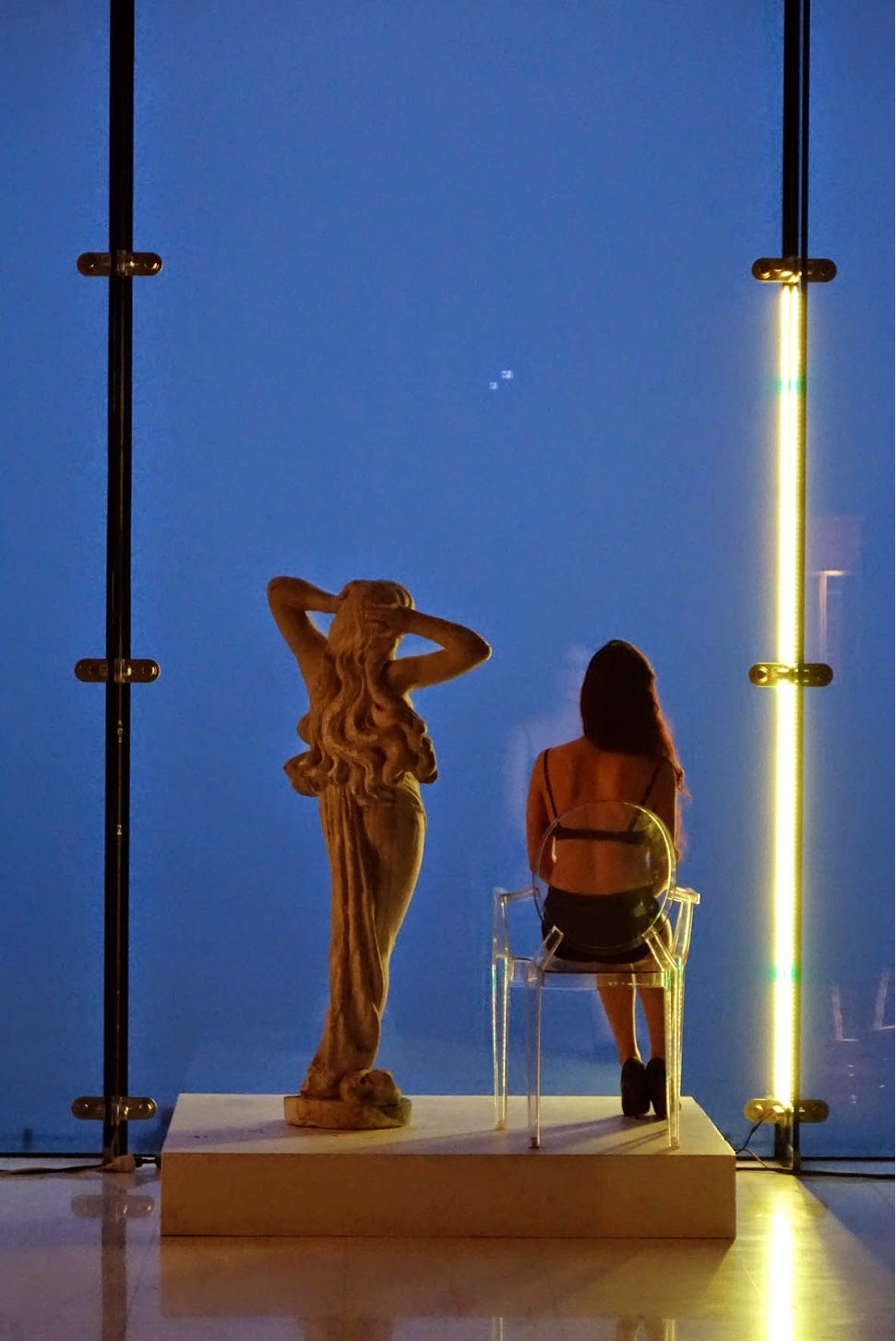 Αυτοκρατορικοί Ορίζοντες: Η παράσταση “Αυτοκρατορία: Ι have your data” του Μ. Μαρμαρινού