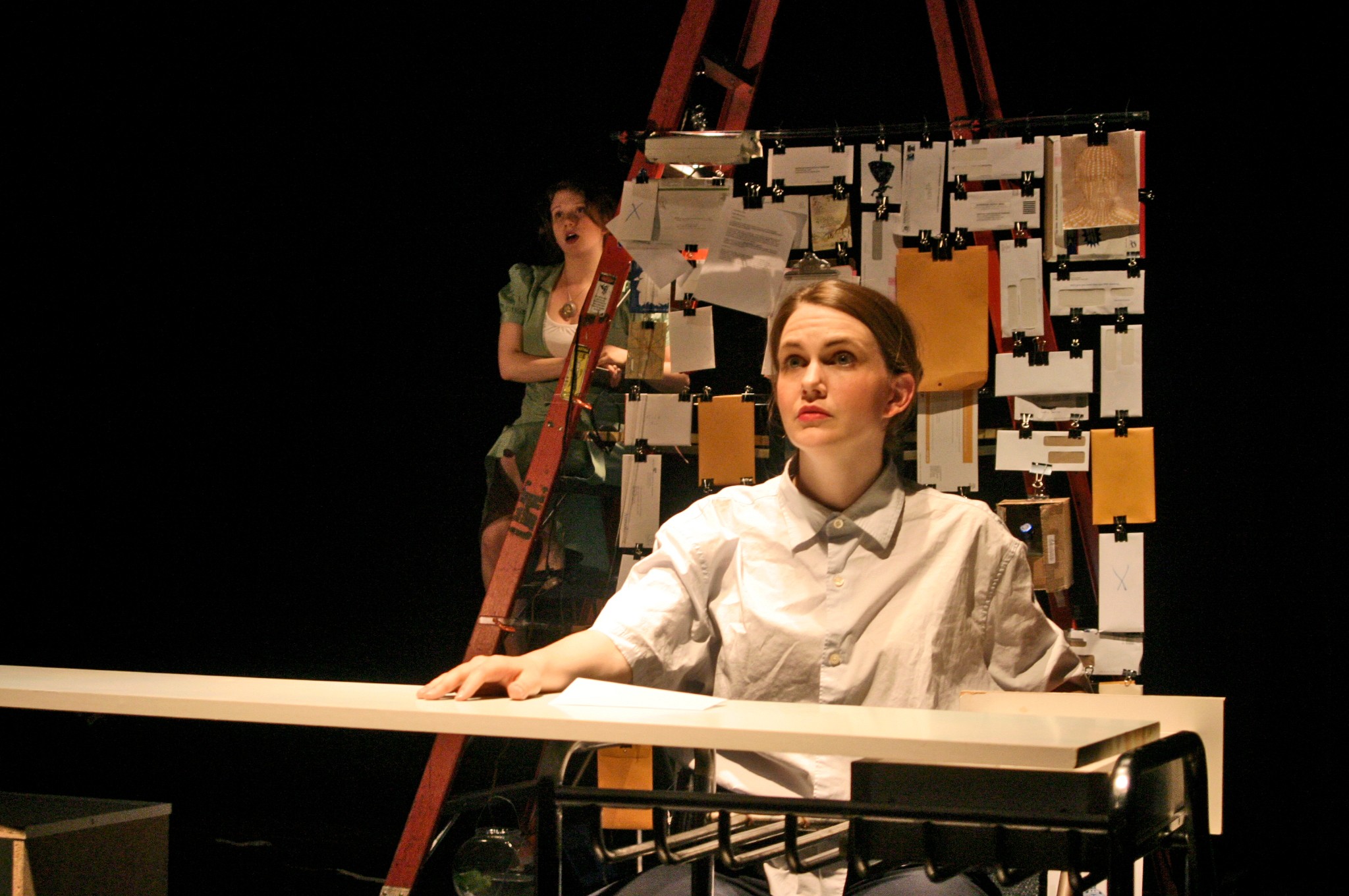 ΑΠΟΤΥΠΩΜΑΤΑ ΗΜΕΡΑΣ: Το Σύνταγμα Είναι Νεκρό