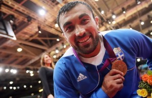 ΑΠΟΤΥΠΩΜΑΤΑ ΗΜΕΡΑΣ Οι Ξένοι της Χώρας