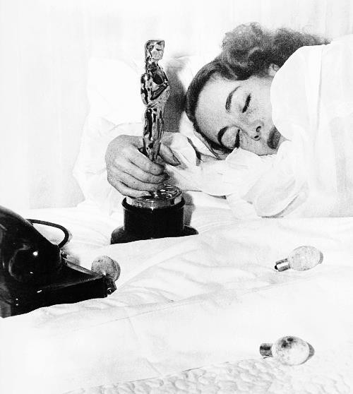 ΑΦΟΡΙΣΜΟΙ: Βραβεία ‘Οσκαρ 2013 από την Τζόαν Κρόφορντ